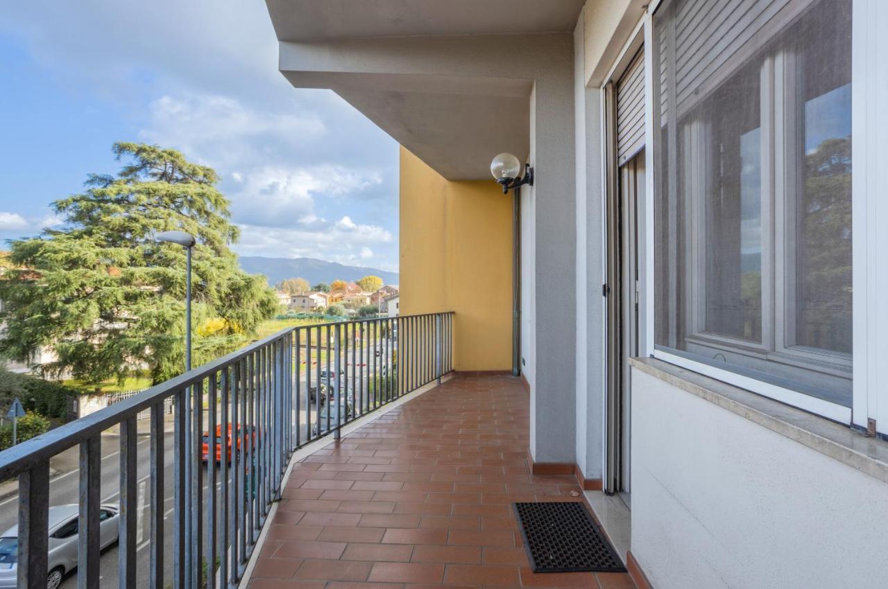 Lucca Roomy Apartment With Balcony And Parking! Zewnętrze zdjęcie